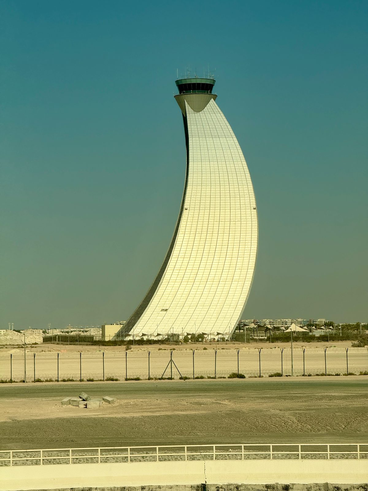 Abu Dhabi Lufthavn AUH